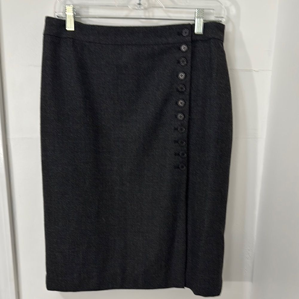 ANN TAYLOR Elegant Black Button-Down Skirt